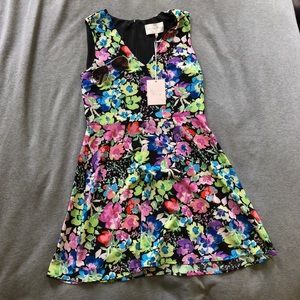 NWT Charles Henry Nordstrom floral v-neck dress